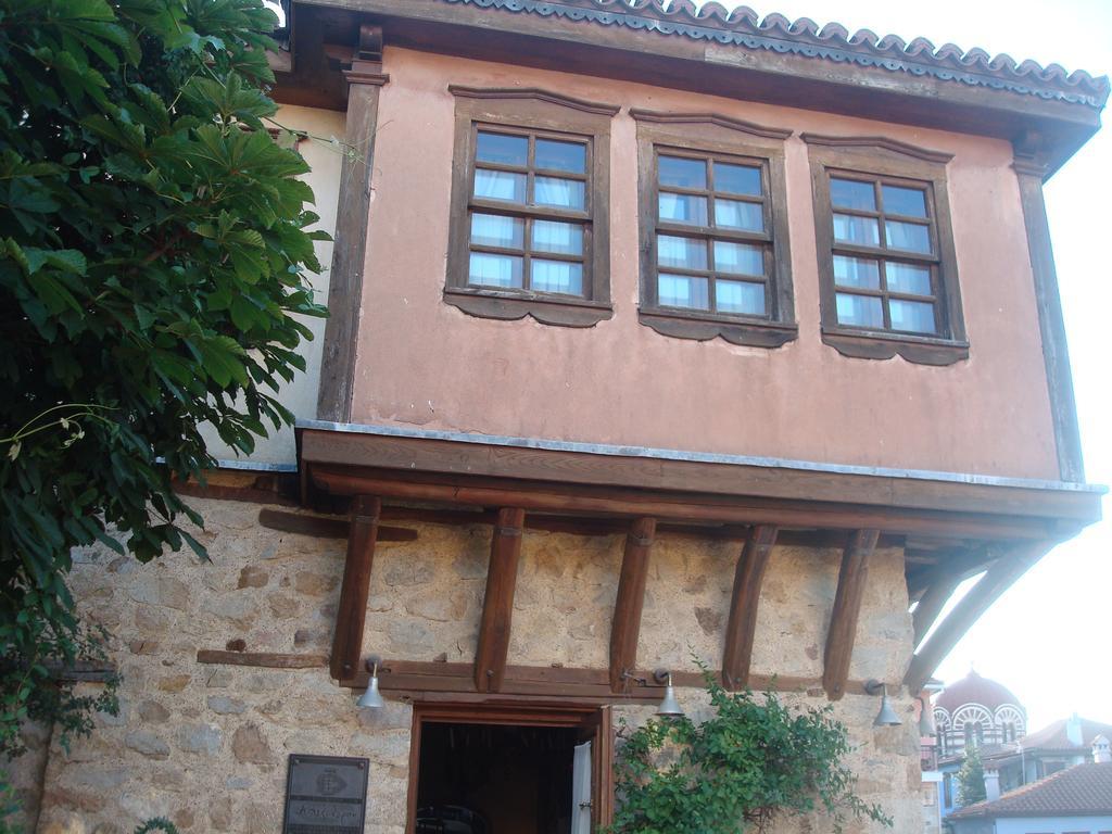 Oikia Alexandrou Traditional Inn Arnaía Exterior foto